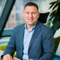 Julian Milev (’99) team members