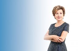 Kamelia Slaveykova (EMBA ’07) on Stepping up in the Career featured image