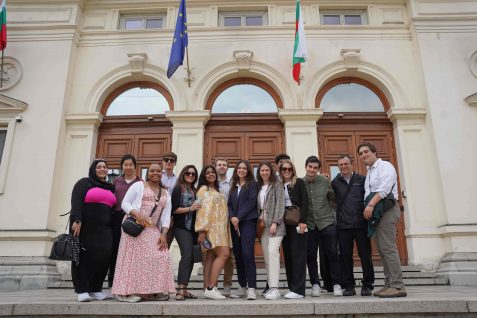 CIDC’s First Summer School Program: “Politics in a Democracy Under Stress” featured image