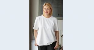 Daniela Dimitrova (EMBA’13): The AUBG Program’s Academic Value Lies in Its People” featured image