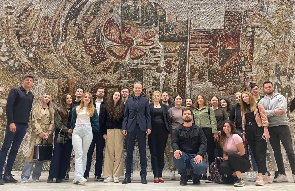 Blagoevgrad Mayor Meets with AUBG Graduates featured image