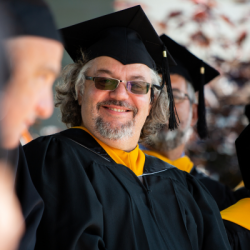 Manol Peykov (’95, EMBA ’08) team members