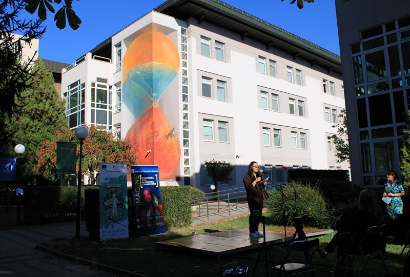 “It’s Time”: New Mural on Campus Raises Environmental Awareness