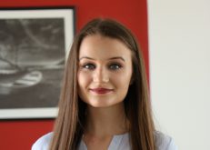 Tchaprachikoff Scholar Anna Dimitrova (’19): AUBG ‘helped me shape myself as a critical and ethical thinker’ featured image
