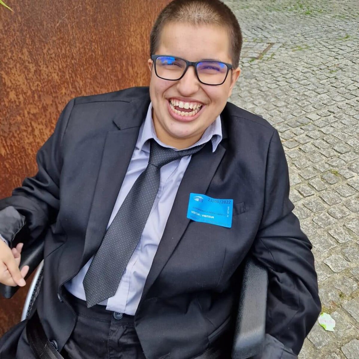 AUBG alumna Maria Aleksandrova in front of the European Parliament