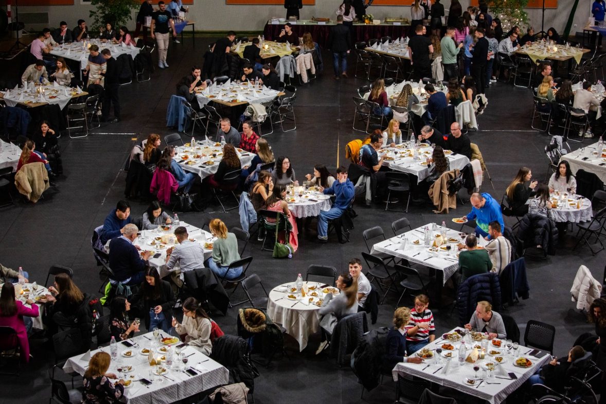 AUBG's Thanksgiving dinner that gathered AUBG students, staff and faculty together